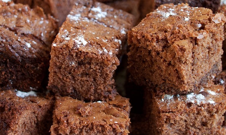 Dad Accidentally Eats 4 Weed Brownies From Son’s Stash, Disses Cat