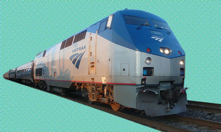 What Happened When I Rode Amtrak With A Totally Wasted Hot Mess