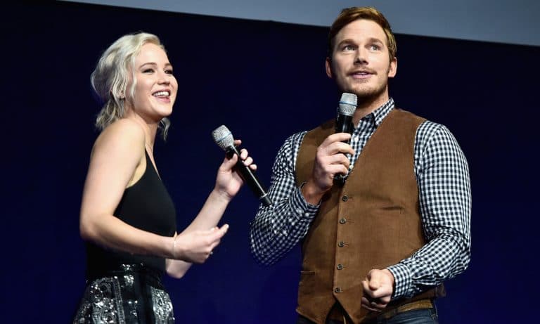 Is Chris Pratt Cropping Someone Out Of His IG Posts