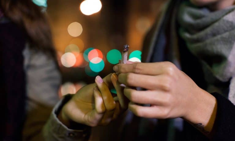 Smoking Your First Joint: 13 Valuable Marijuana Tips