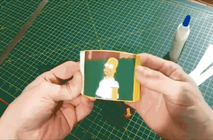 Meta Video! Internet GIFs Are Now Becoming Printed Flipbooks