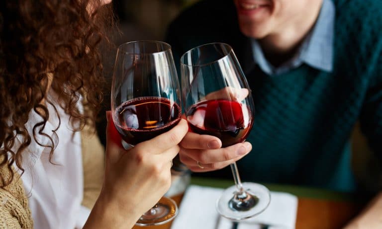 Impress Your Valentine With Wine In 6 Easy Steps