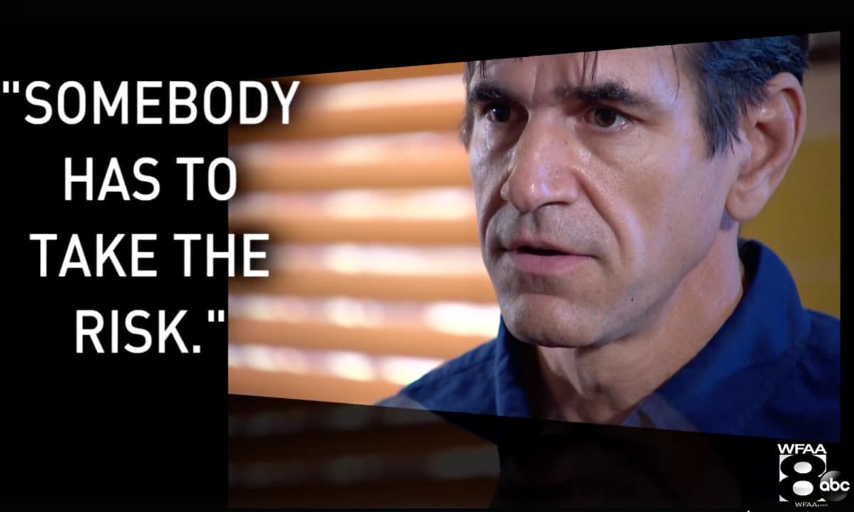 Mark, ayah Kara Zartler