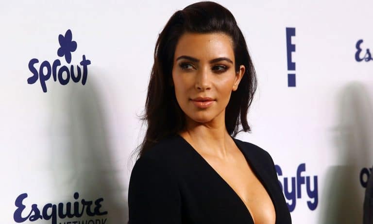 Gossip: What Kim Kardashian Has Waiting for Kanye West After Every Concert; Brad Pitt And Angelina In Cambodia