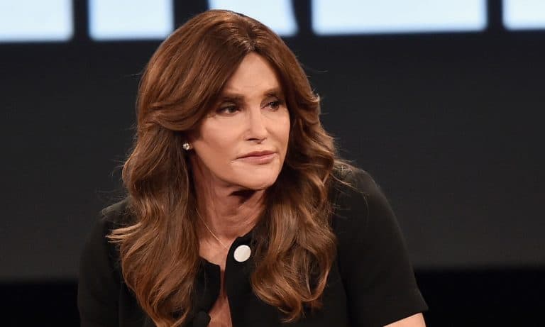 Caitlyn Jenner No Longer Watching Kardashian Reality Show; Brad Pitt Moving Back In With Mommy