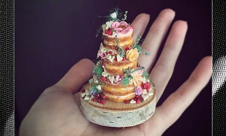 Tiers Of Joy: This Woman Makes Teeny Tiny Wedding Cakes You’ll Want To Eat