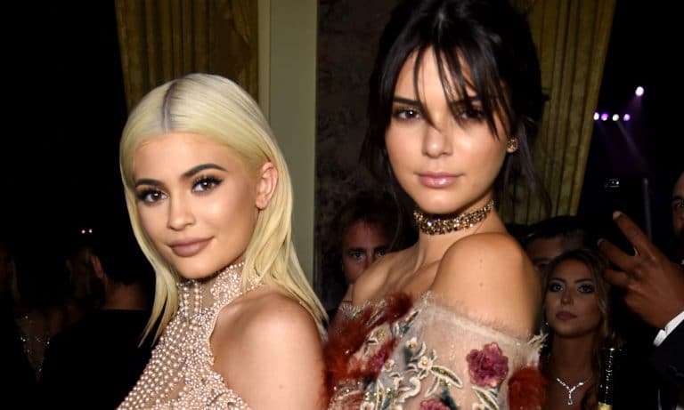 Gossip: Kylie Jenner Is Better in Bed Than Kendall; Melania Trump Questions Kathy Griffin’s Mental Health