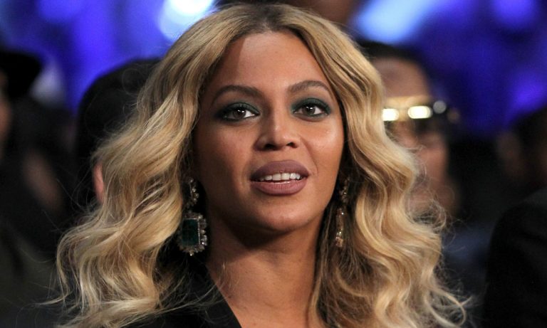 Gossip: Beyonce And Jay-Z’s Twins Already Have 18 Employees; Bradley Cooper Can’t Sing