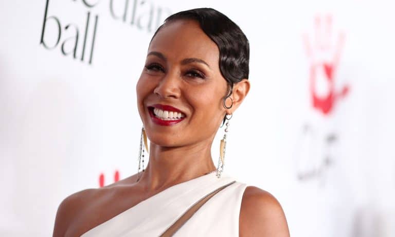 Gossip: Jada Pinkett Smith Used To Be A Drug Dealer; Ben Affleck Drops Out Of Netflix Film