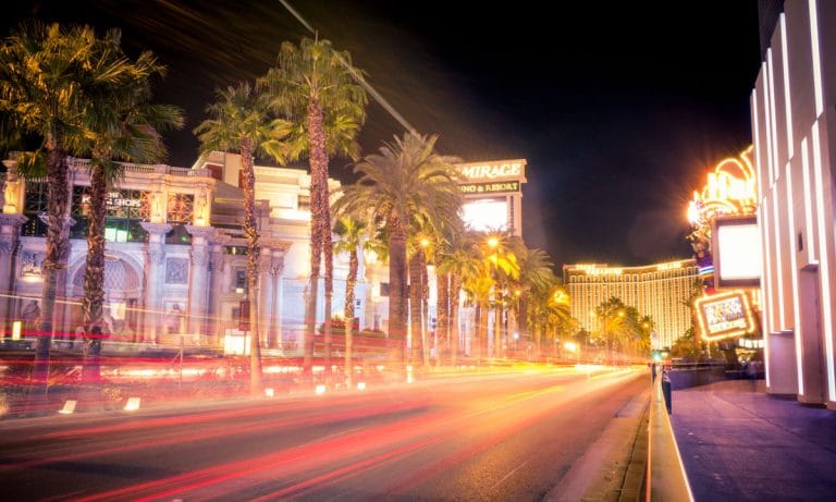 See The Couple That Got Married In Las Vegas Weed Dispensary