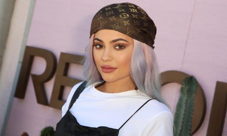 Gossip: Kris Jenner Wants Kylie To Get Married; Kourtney Kardashian Going To Law School?