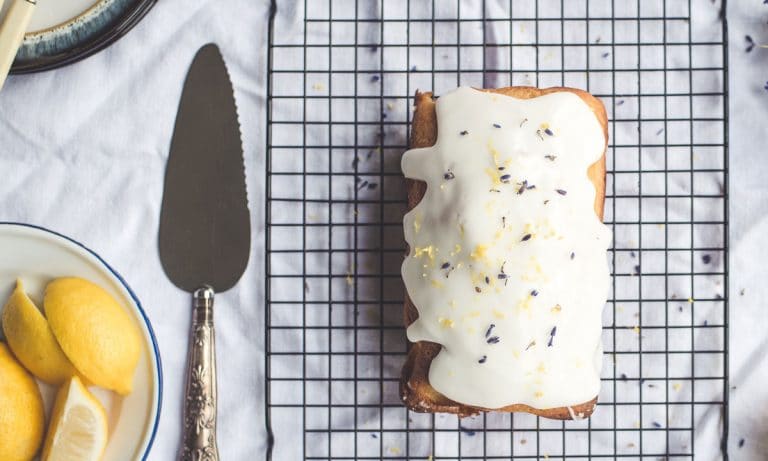 10 Cakes That Literally Let Internet Trolls Eat Their Words