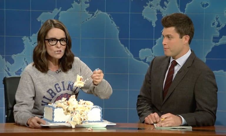 WATCH: Tina Fey Demonstrates How To Use ‘Sheet Caking’ To Deal With The World Right Now