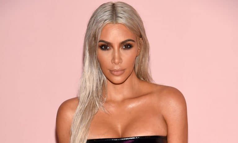 Gossip: Kim Kardashian On Family’s Pregnancy Trifecta; Khloe Kardashian Is Four Months Along