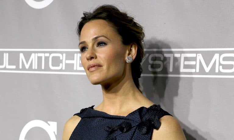 Gossip: NeNe Leakes Dropped From Tour Over Rape Comments; Jennifer Garner Annoyed With Ben Affleck Over Kids