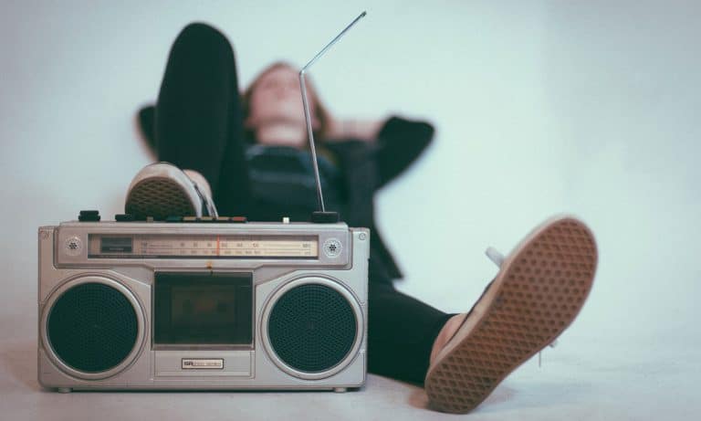 Listening To Happy Music Can Make You More Creative