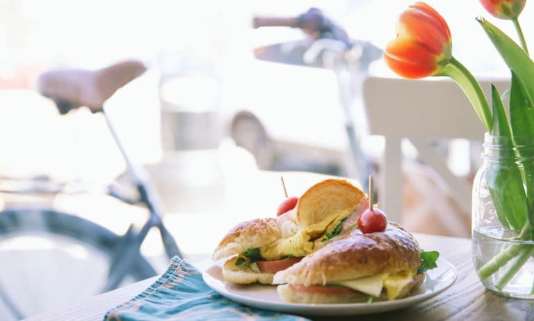 Tired Of Your Friends’ Annoying Foodie Pics? Try This Trick