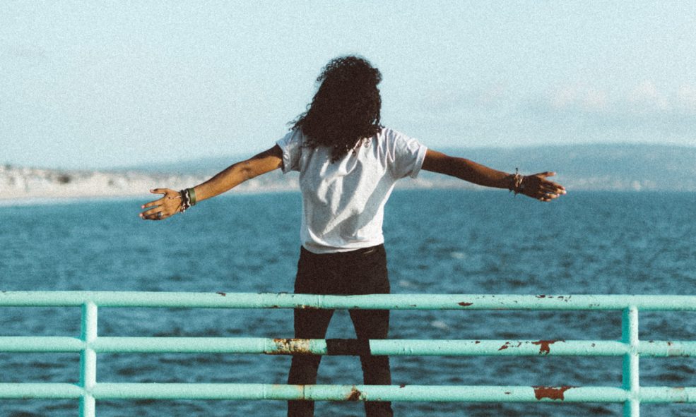 There’s A Reason Why One Armpit Smells Worse Than The Other