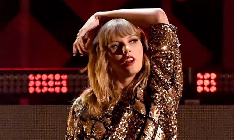 Gossip: Taylor Swift’s Bedroom Secrets; Caitlyn Jenner Joining ‘DWTS’