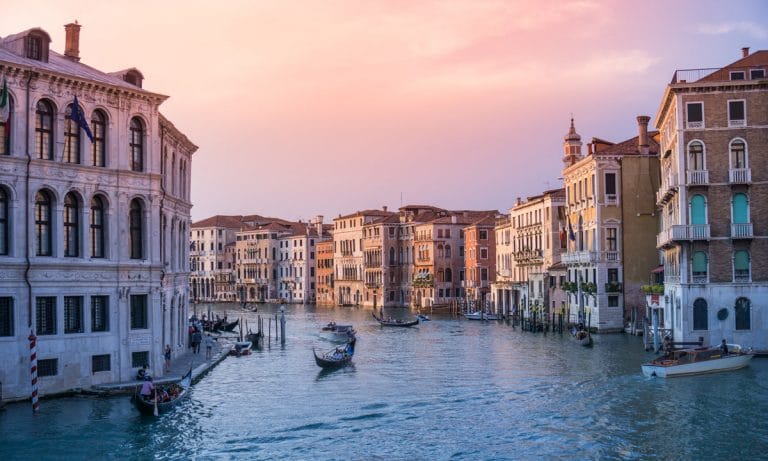 Find Out Why Canada Is Supplying Italy With High-Grade Marijuana