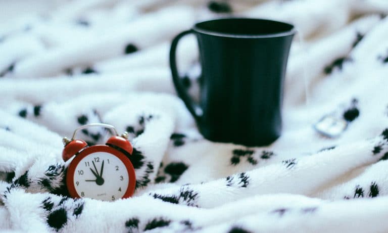 Night Owls Or Early Birds: Who Makes More Money?