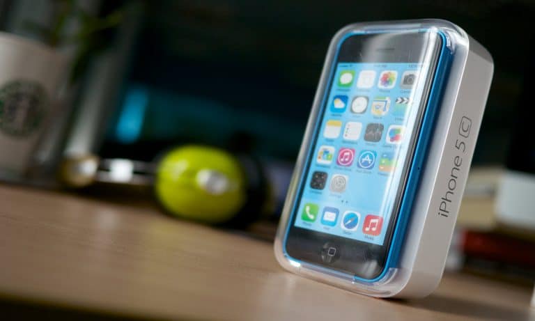 How To Replace Your iPhone’s Battery Without The Help Of Apple