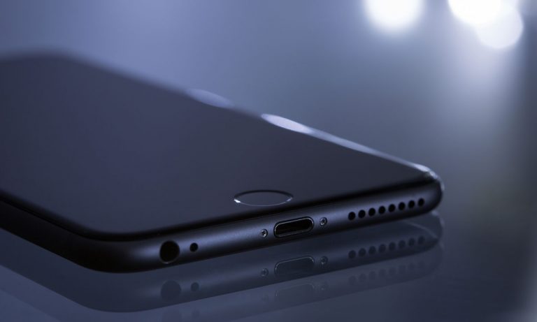 This Is The One Big Problem People Are Having With iPhone X