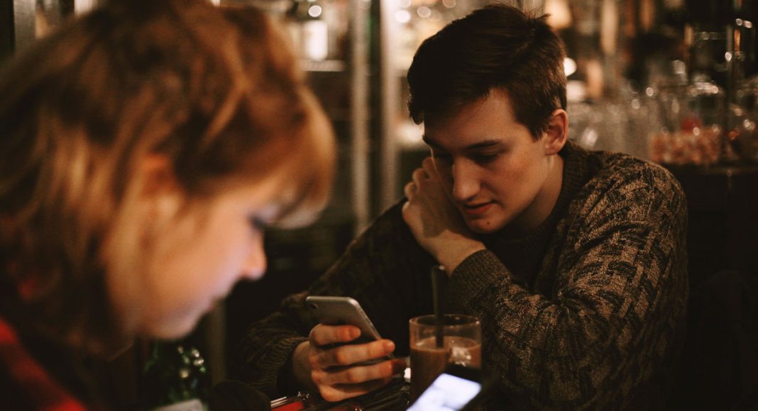 'Phubbing' Is A Thing And You're Probably Guilty Of It