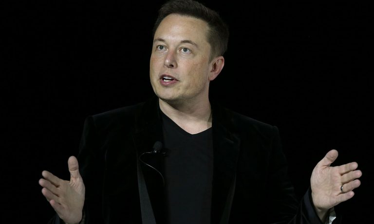 Elon Musk Does These 3 Things Every Day To Be Successful