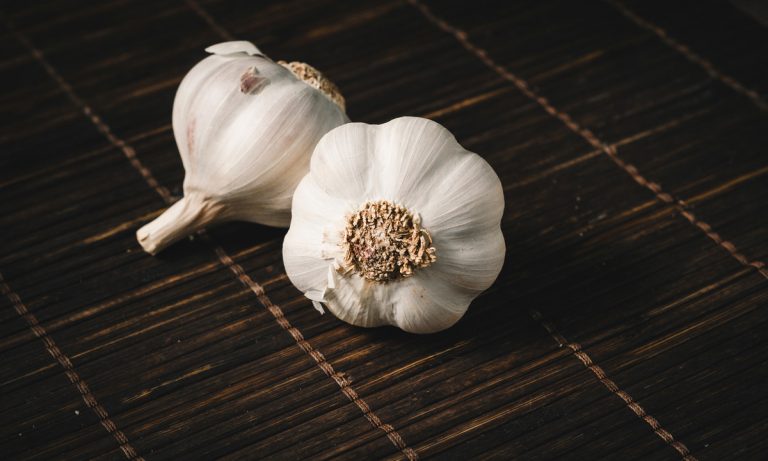 Meghan Markle Had To Give Up Garlic To Be A Royal