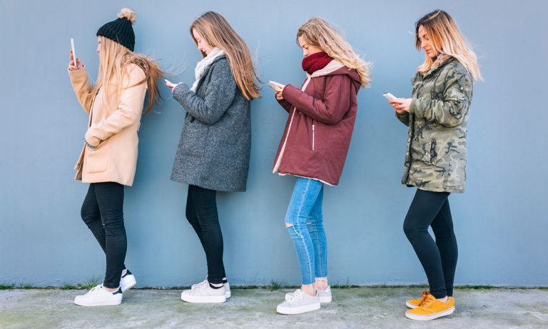 How To Quietly Avoid Seeing People’s Posts On Social Media