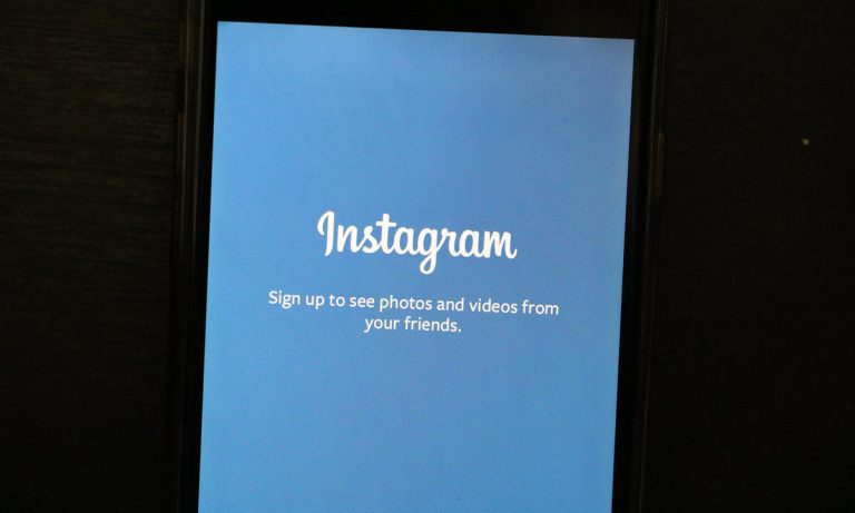 What Does The Green Dot On Instagram Mean?