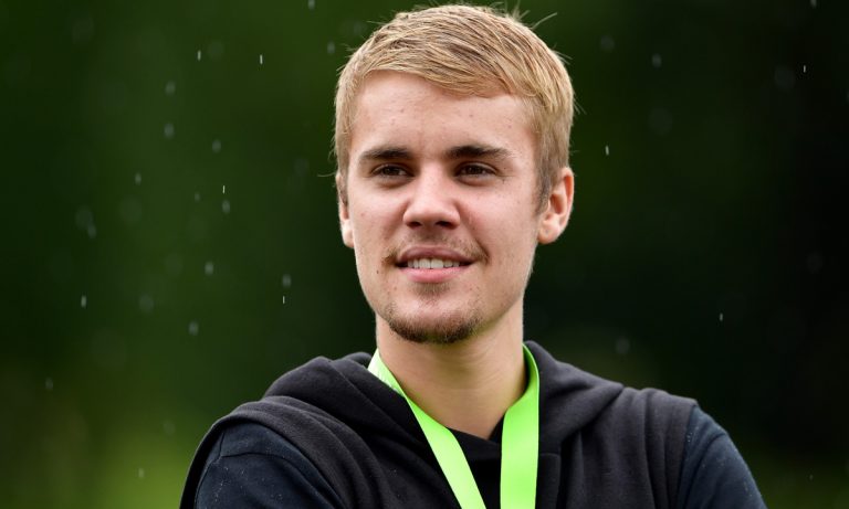 Justin Bieber‘s Mom Talks Son’s Marriage; Ben Affleck’s GF Won’t Give Him Any Space