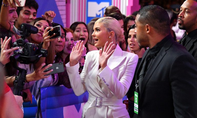 Kylie Jenner Just Tried Cereal With Milk For The First Time And The Internet Has A Lot Of Feelings