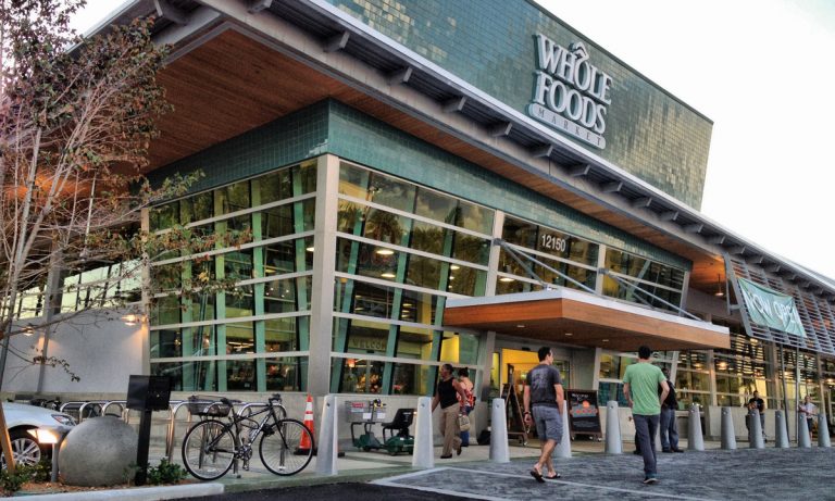 Meghan Markle Still Does Her Own Grocery Shopping At Whole Foods