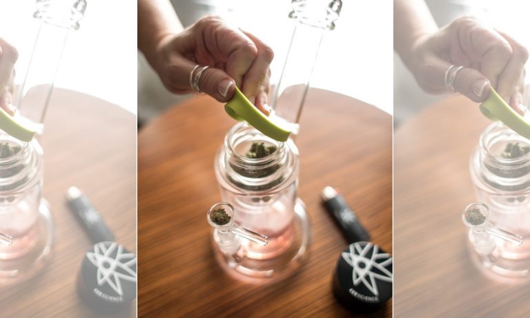 3 Best Online Head Shops For Holiday Gift Giving