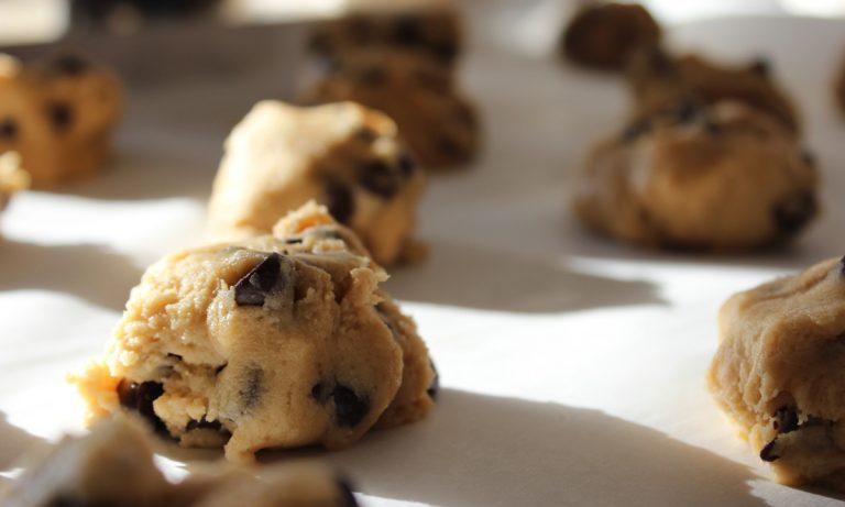 CDC Warns Against Eating Cookie Dough And The Internet Is Not Having It