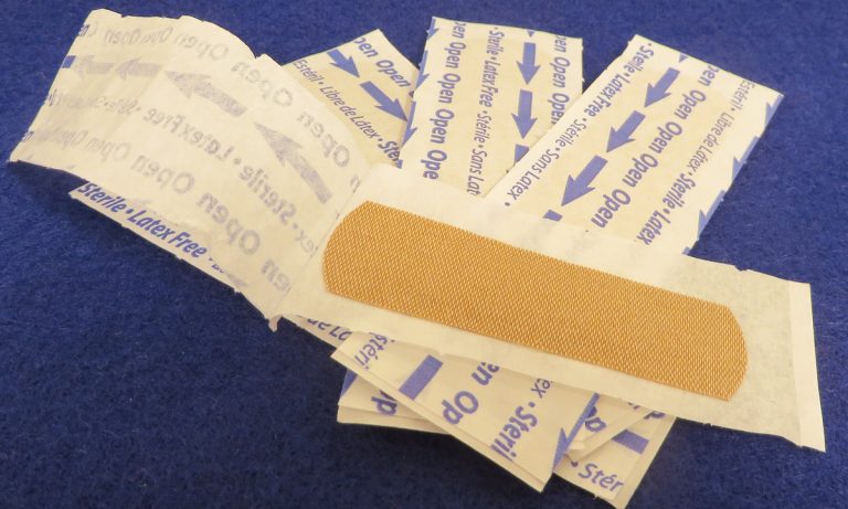 Watch A Genius Hack For Putting On Band-Aids