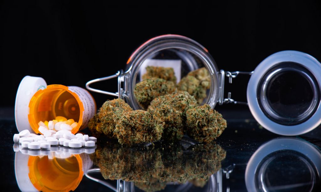 kentucky gop lawmaker uses marijuana over opiates to battle cancer