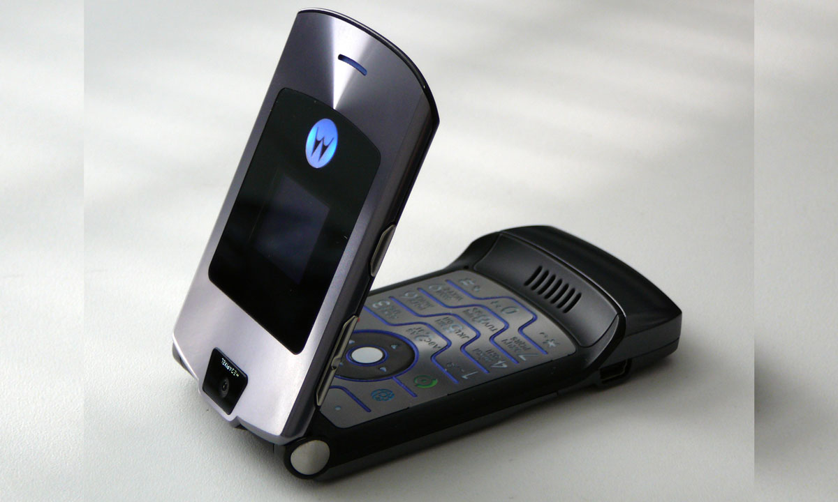 new razr flip phone