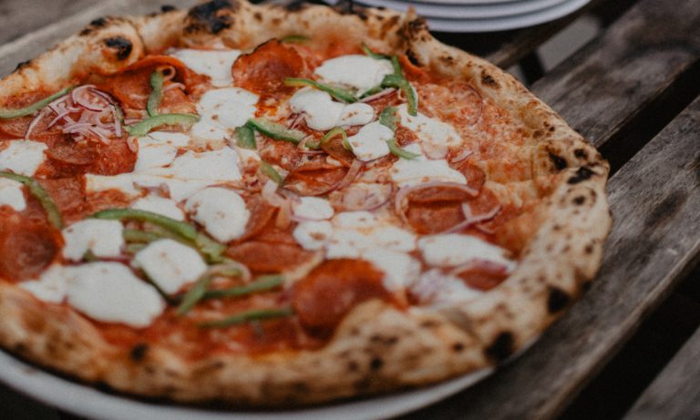 This Dispensary Will Deliver Your Weed With Free Pizza This Super Bowl