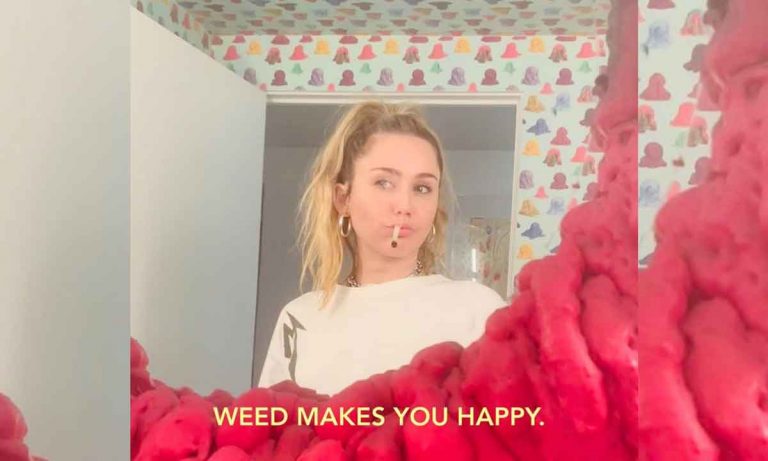 These 10 Celebs Shamelessly Love Weed More Than You
