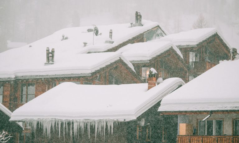 10 Things To Do When You’re Snowed In At Home