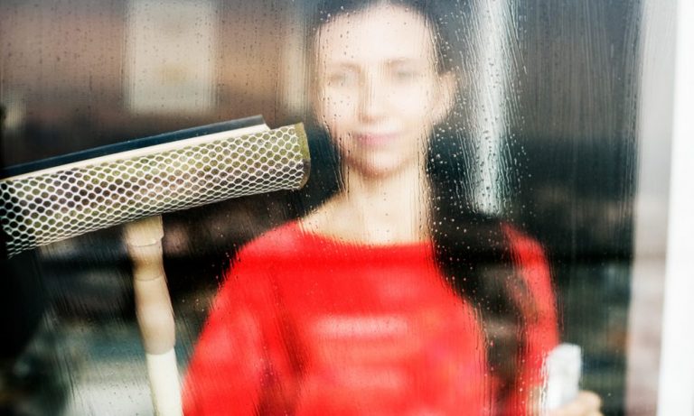 4 Reasons Spring Cleaning Is Good For Your Health