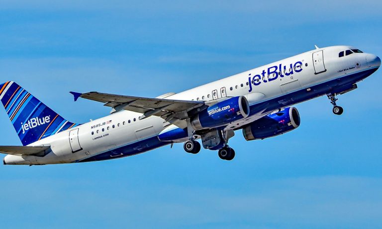 JetBlue Asks People To Delete Their Instagram For Free Flights