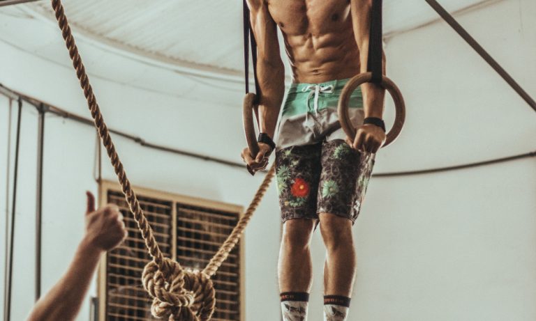 Plastic Surgeons Are Sculpting Belly Fat Into Abs