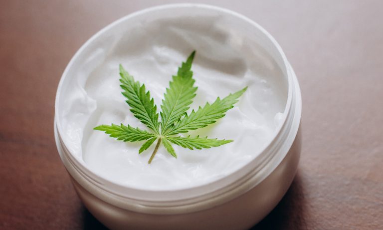 Here’s How CBD Lotion Can Help With Hives