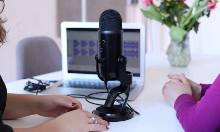 You Should Be Listening To These Cannabis Podcasts