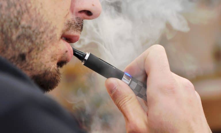 Vape Tongue: What You Need To Know About This Smoker’s Condition
