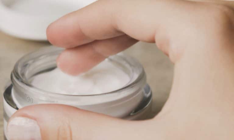 5 Popular Moisturizer Ingredients That Can Harm Your Skin